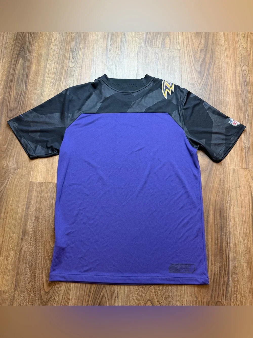 Nike Dri-FIT On Field Baltimore Ravens Football Purple Black T-Shirt Mens Medium